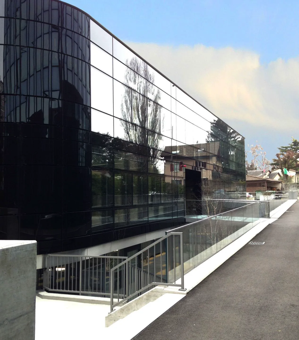 Construction d’un immeuble de bureaux — Genève Cointrin (Suisse) (photo 3)
