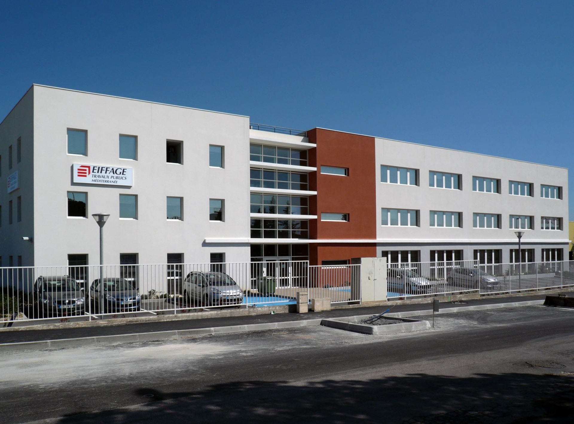 Construction du siège social de Eiffage TP Méditerranée, Vitrolles (13)